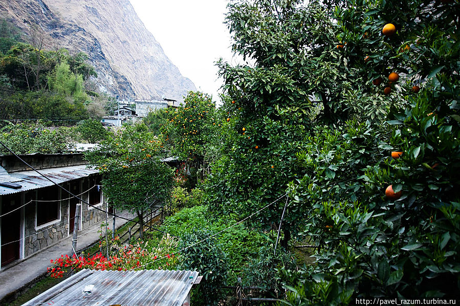 Татопани (1100 м над уровнем моря) Татопани (1100 м над уровнем моря)