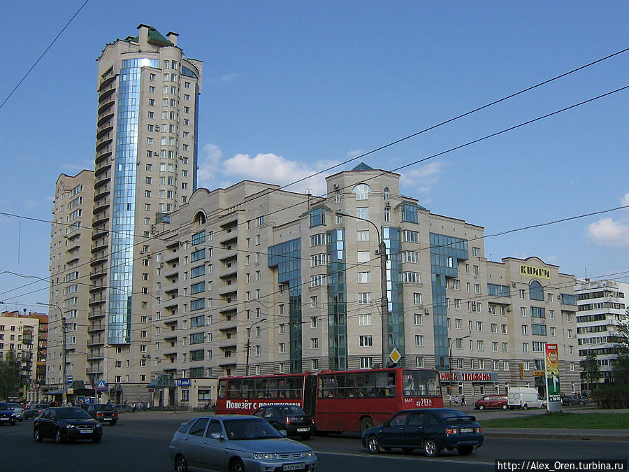 пр. Ветеранов, 52-54, 2002. Автор дома Маргарита Тосенко пр. Ветеранов, 52-54, 2002. Автор дома Маргарита Тосенко