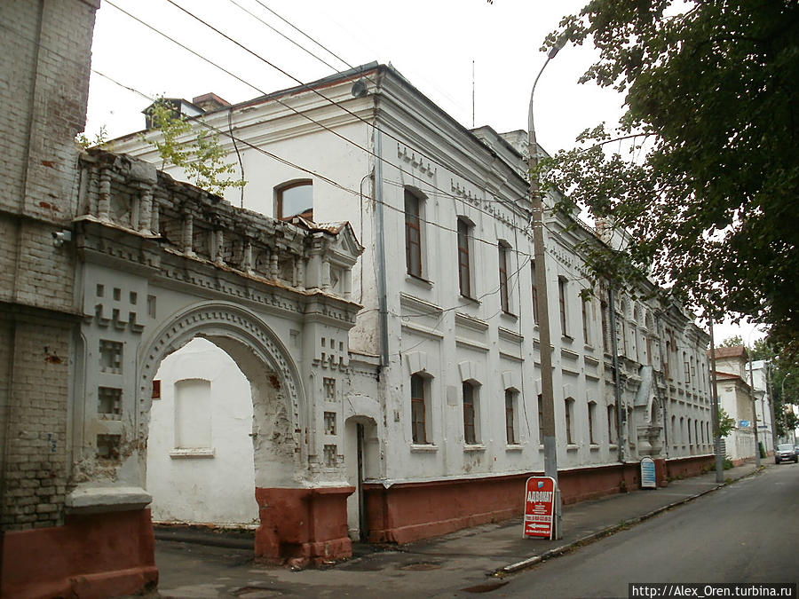 Богадельня Вахромеева 1883. Красный (Семёновский) съезд. Ярославль, Россия