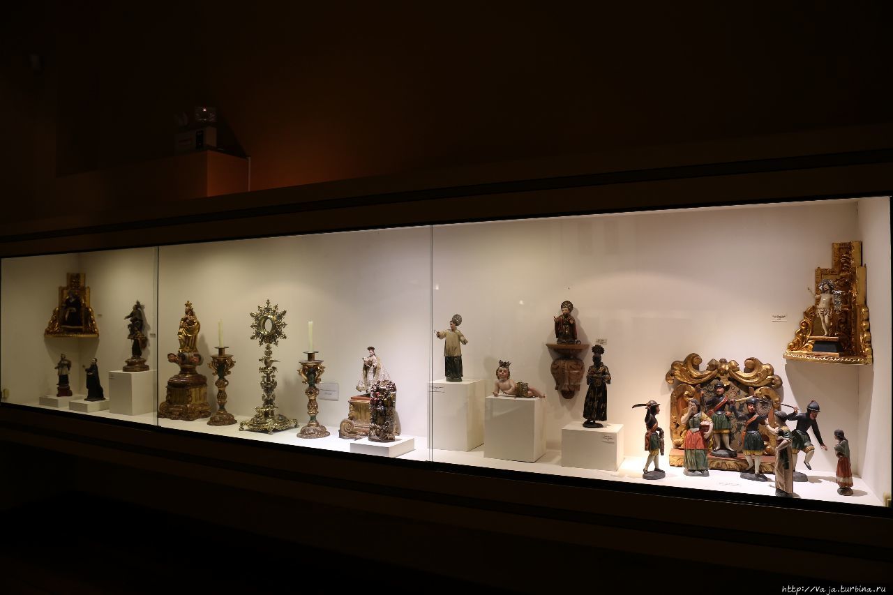 Музей Кафедрального собора Лимы Лима, Перу Музей Кафедрального собора Лимы Лима, Перу