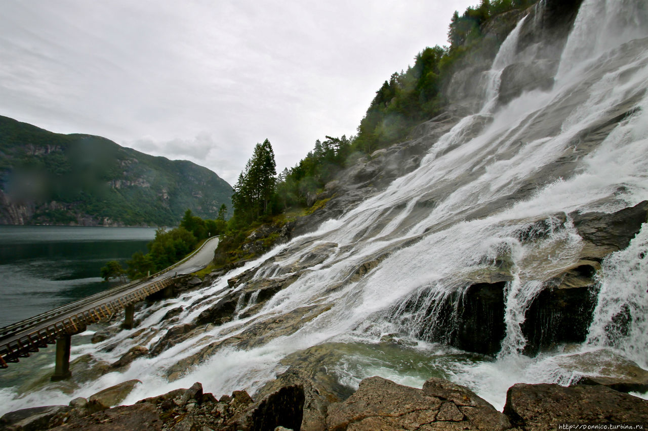 Фюресбергфоссен водопад / Furebergfossen Waterfall