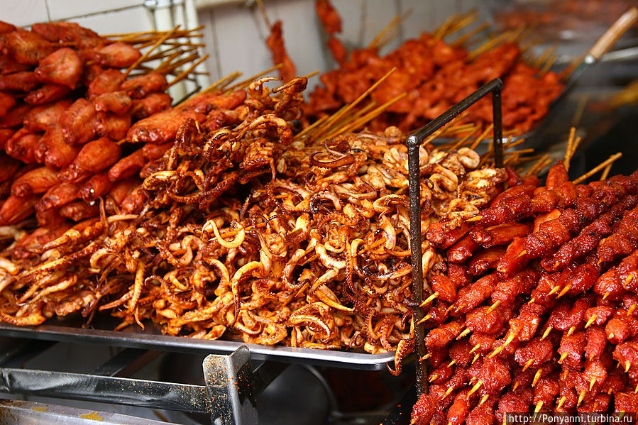 Чего здесь только нет ! Чего здесь только нет !