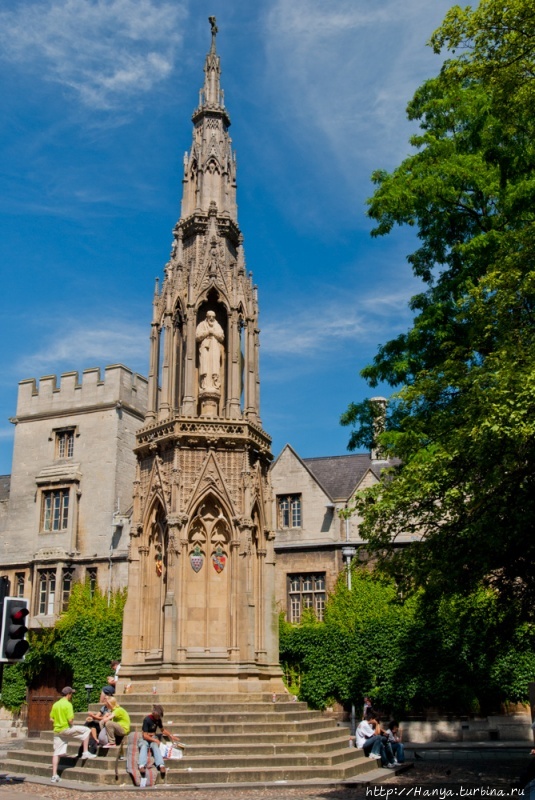 Мемориал Мучеников (Martyrs’ Memorial) в Оксфорде. Фото из интернета Оксфорд, Великобритания
