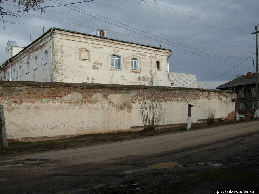Бывшее здание  тюрьмы,  расположено  на  перекрестке  с  ул Рокина. Уржум, Россия