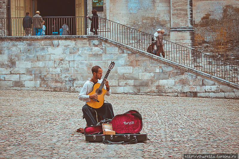 Влюбленные в Прованс Прованс-Альпы-Лазурный берег, Франция Влюбленные в Прованс Прованс-Альпы-Лазурный берег, Франция