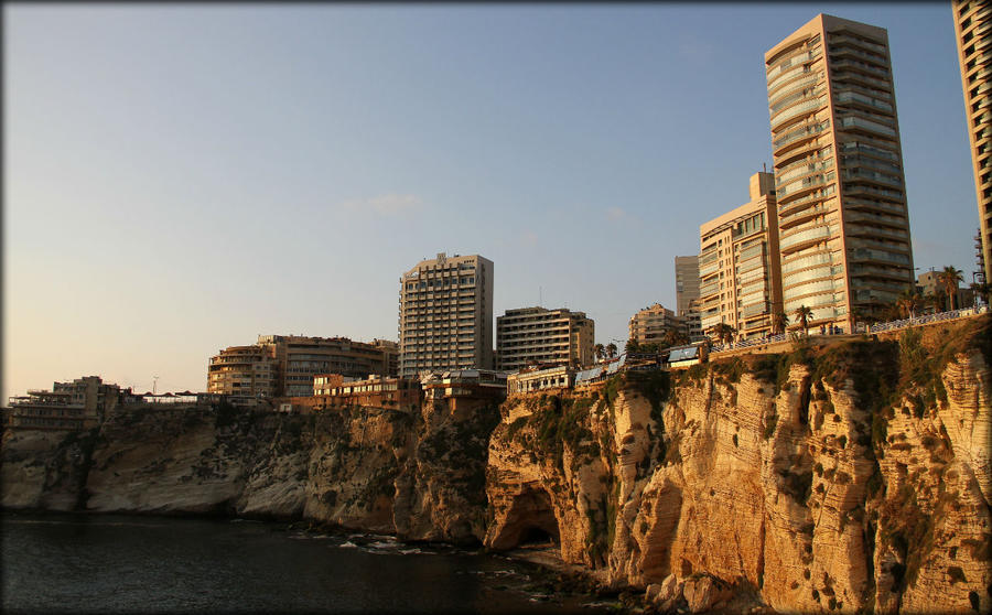 Визитная карточка Бейрута или закат на Голубиных скалах Бейрут, Ливан