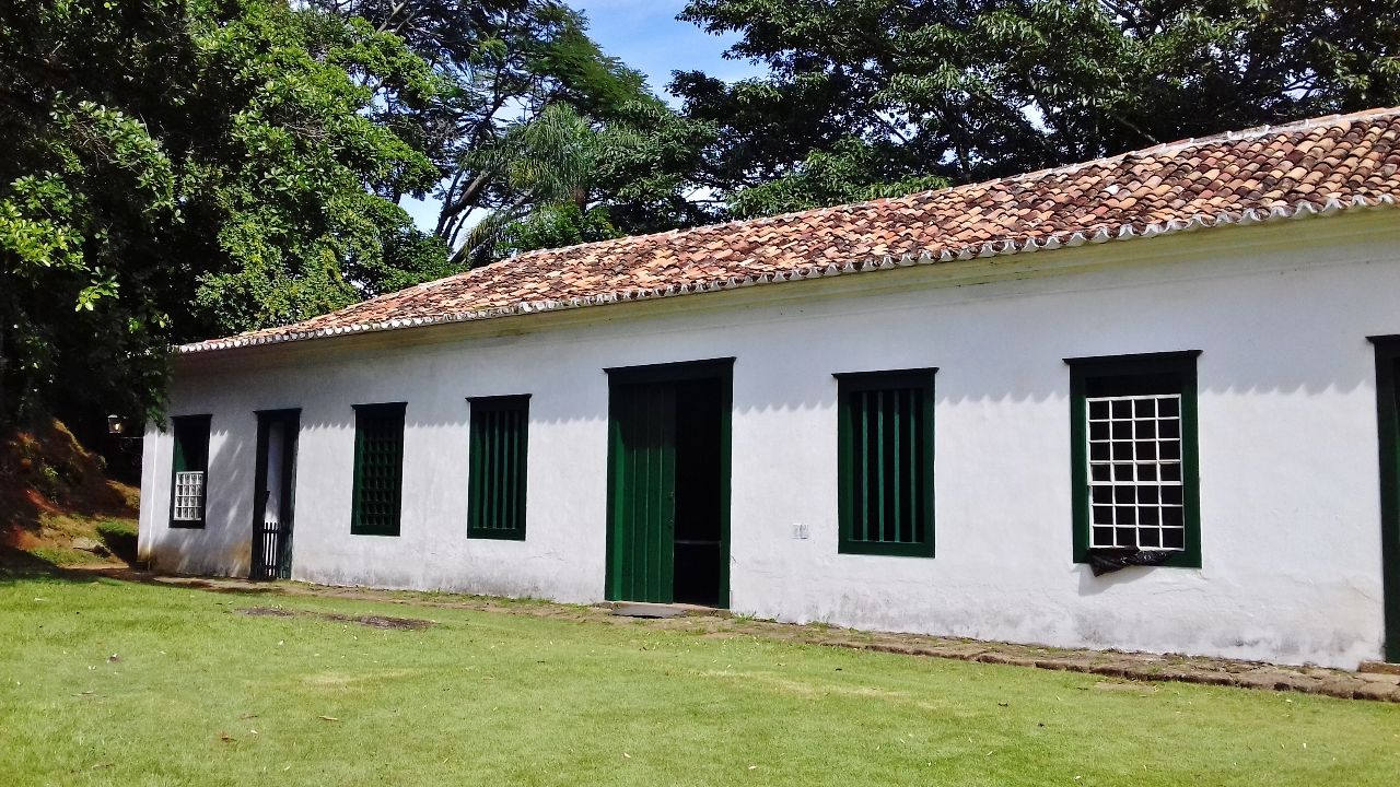 Форт Пожизненного Защитника и Вилья-Велья лесопарк Парати, Бразилия