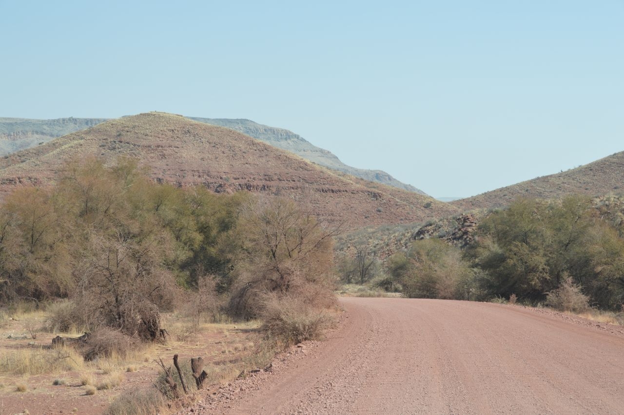Дорога по «месту, где ничего нет». Пустыня Намиб Пустыня Намиб (Песчаное море), Намибия