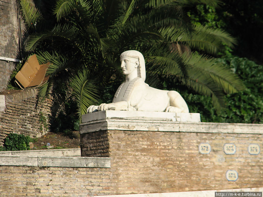 Вид на холм Пинчо Вид на холм Пинчо