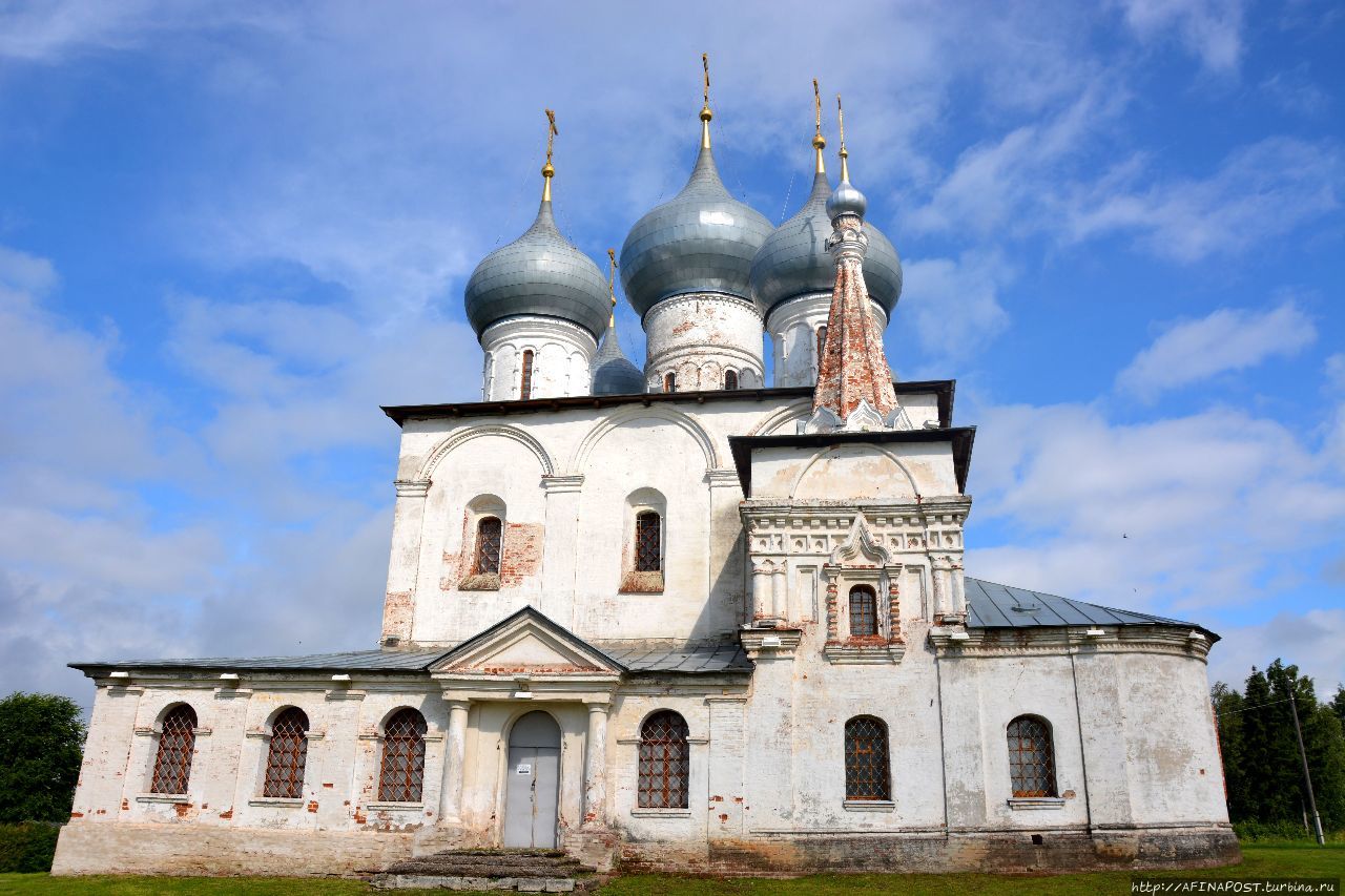 Крестовоздвиженский собор Тутаев, Россия