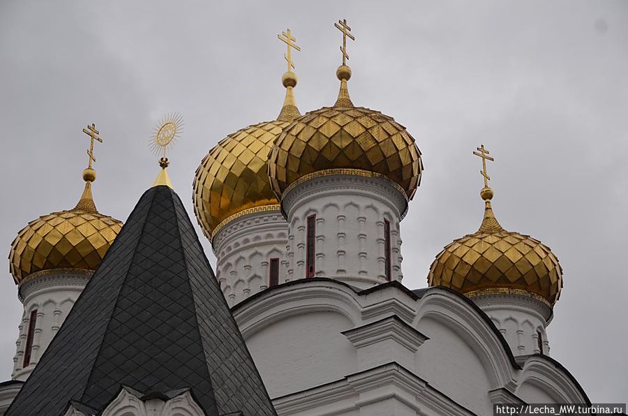 Купола Свято-Троицкого собора Кострома, Россия
