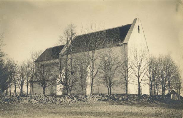 Старая фотография церкви с официального сайта Эстонской Евангелической Лютеранской Церкви Остров Сааремаа, Эстония