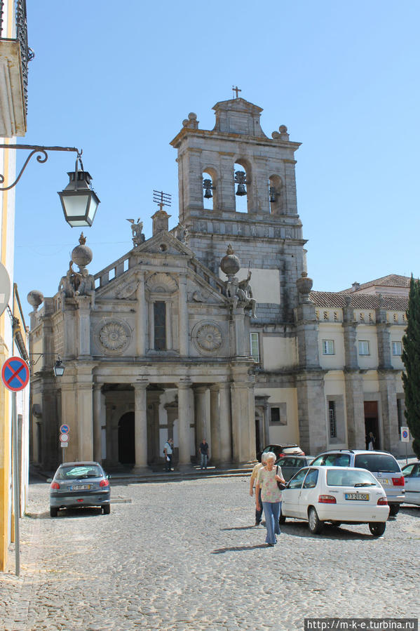 Монастырь Носса-Сеньора-да-Граса Эвора, Португалия