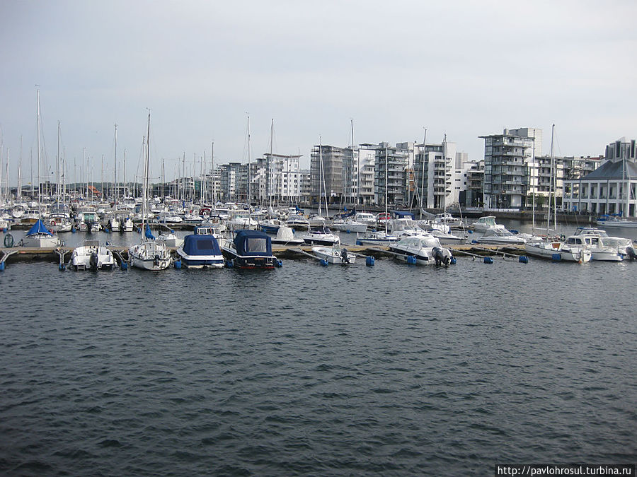 порт Хельсингборг, Швеция