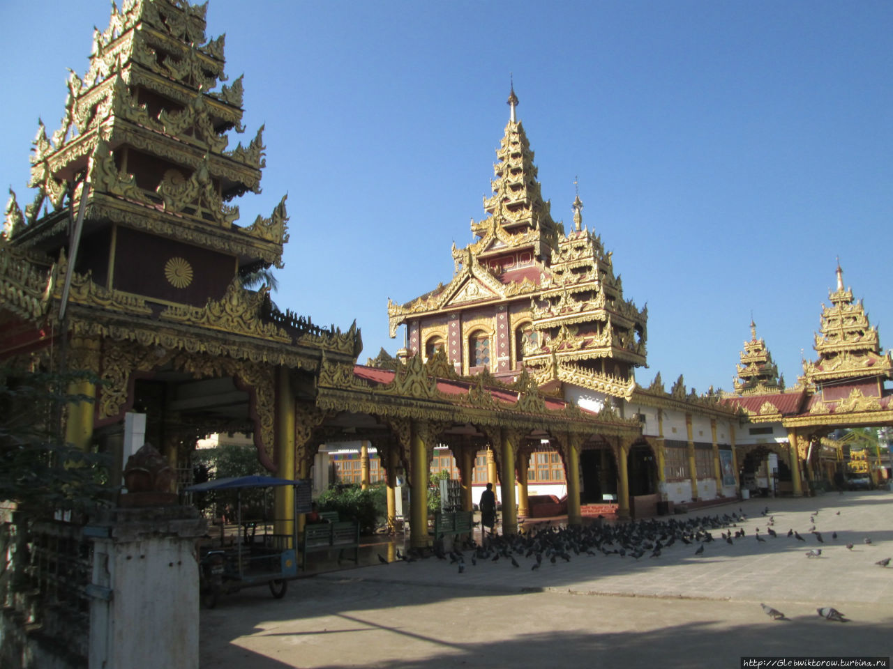 Tha Yet Taw Monastery