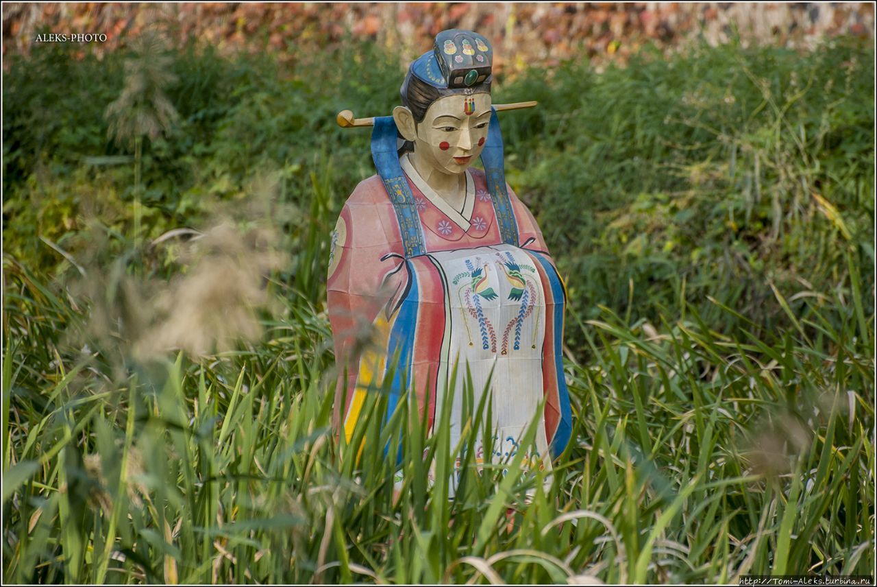 Фонари-скульптуры у ручья Сувончхон (Вокруг Южной Кореи ч12) Сувон, Республика Корея