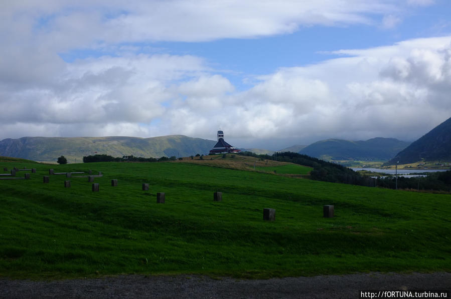 Музей викингов Лофотр Острова Лофотен, Норвегия Музей викингов Лофотр Острова Лофотен, Норвегия