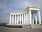 Колоннада перед Дворцом генерал-губернатора Одессы М. Воронцова