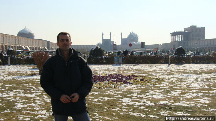 На площади Имама Хомейни