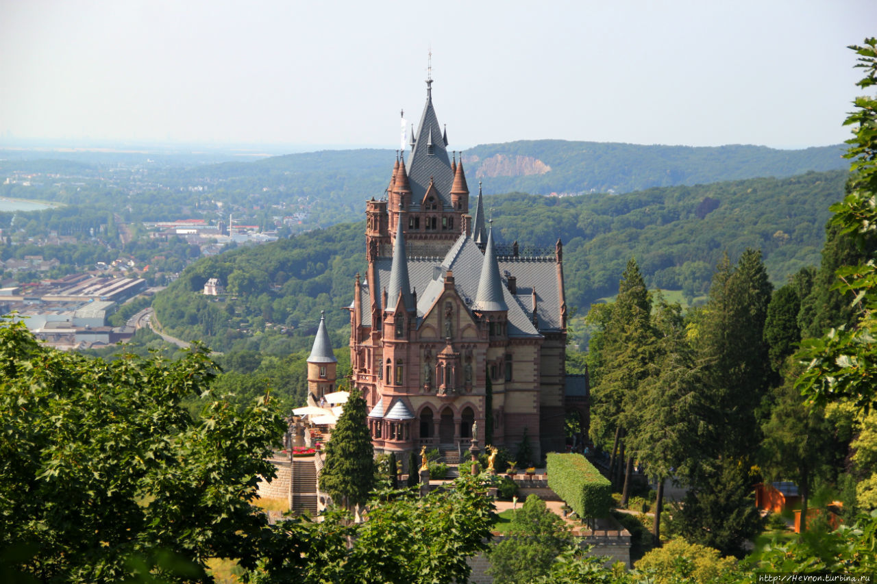 Замок Драхенбург Кёнигсвинтер, Германия