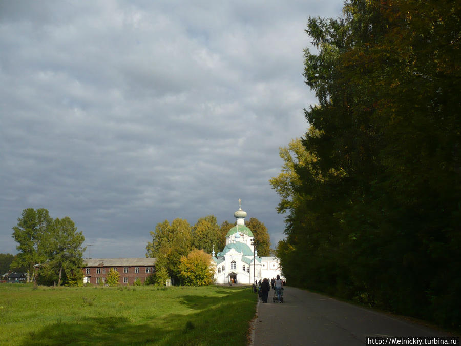 Тихвинский Богородичный Успенский монастырь Тихвин, Россия