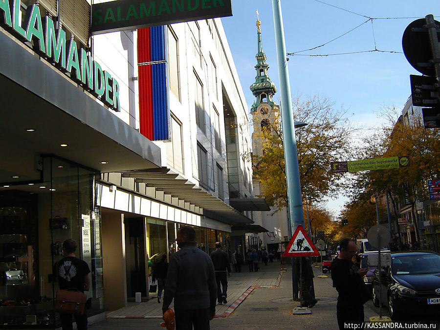 Посещение магазина этой марки у некоторых вызывает неоднозначную реакцию на сайте... Посещение магазина этой марки у некоторых вызывает неоднозначную реакцию на сайте...