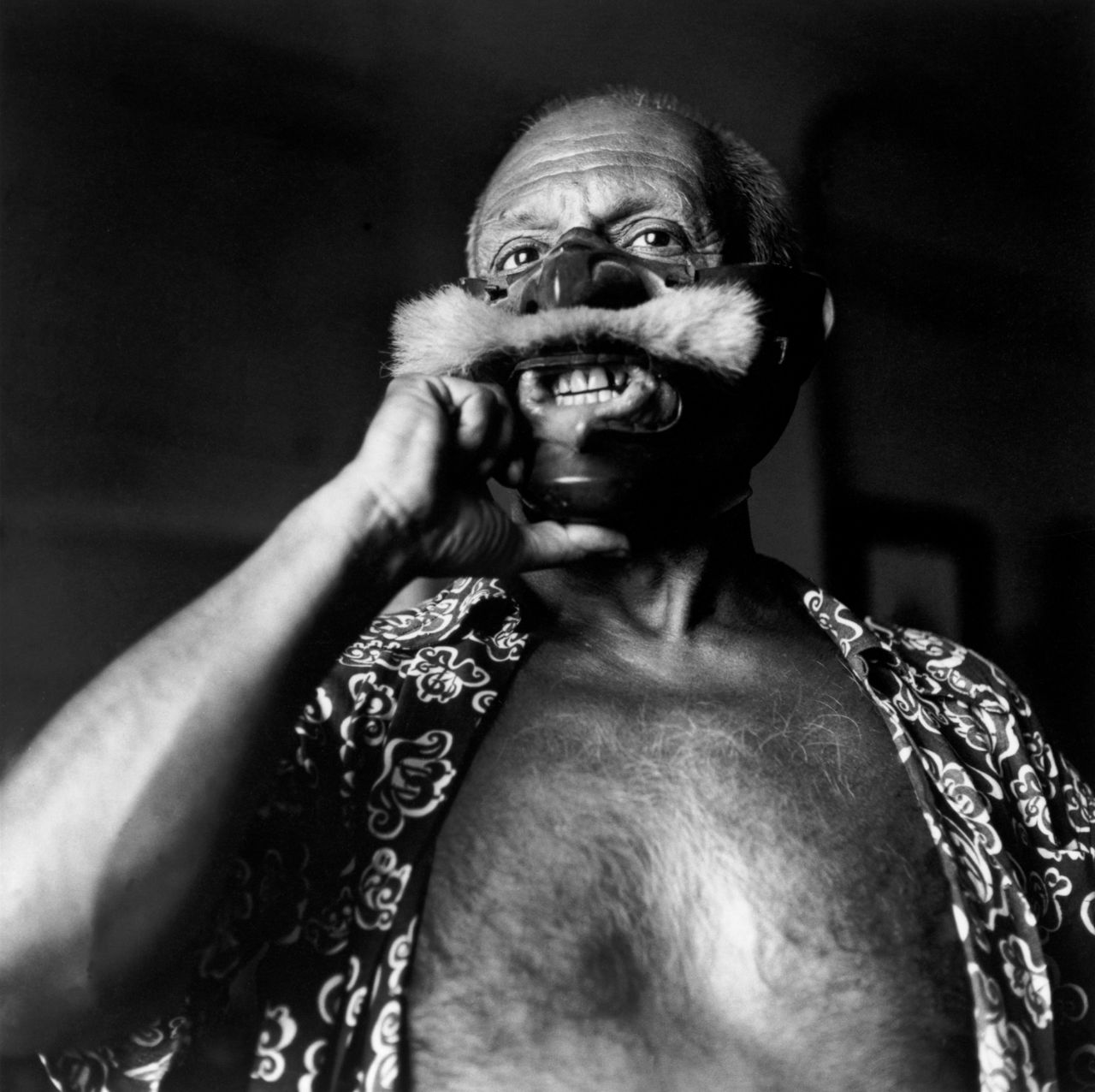 Учимся у мастеров! Урок шестой: Роберт Капа Москва, Россия Учимся у мастеров! Урок шестой: Роберт Капа Москва, Россия