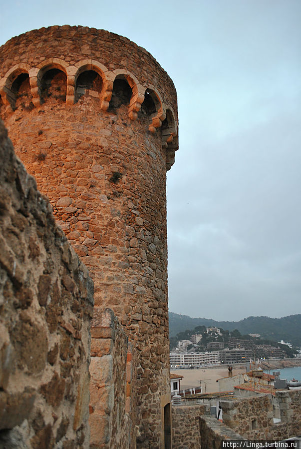Вила Велья в Тосса-де-Мар Тосса-де-Мар, Испания Вила Велья в Тосса-де-Мар Тосса-де-Мар, Испания