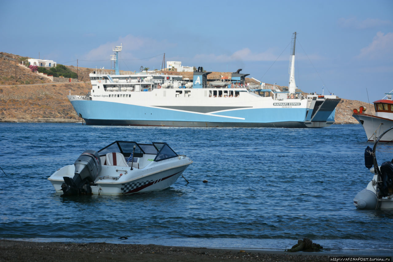 Порт Мерихас Мерихас, остров Кифнос, Греция