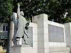 Мемориал героям Южной Кореи.