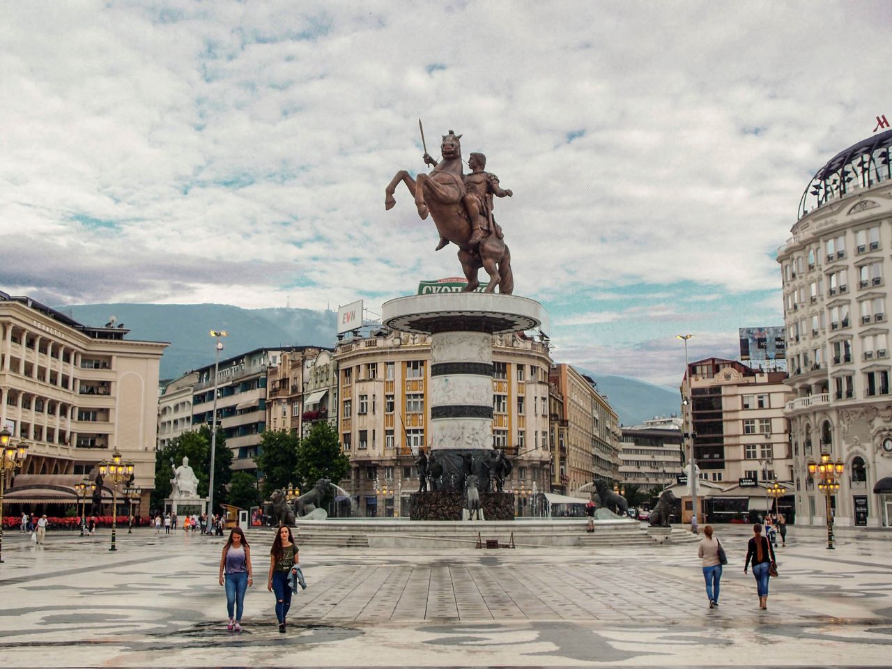 Скульптурное скопище Скопья Скопье, Северная Македония