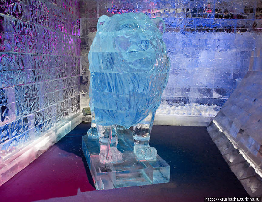 Львы на первой в Израиле выставке ледяных скульптур. Иерусалим 2012 Иерусалим, Израиль