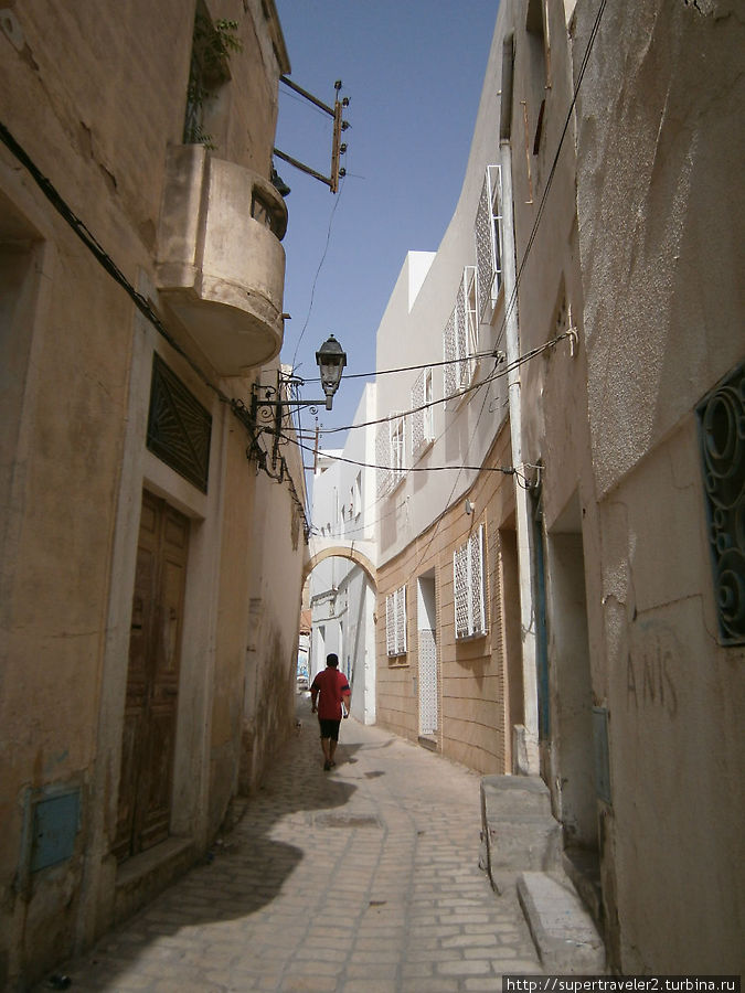 Улочка медины Сусс, Тунис