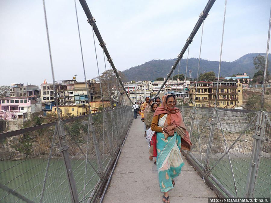 мост Лакшманджула Ришикеш, Индия