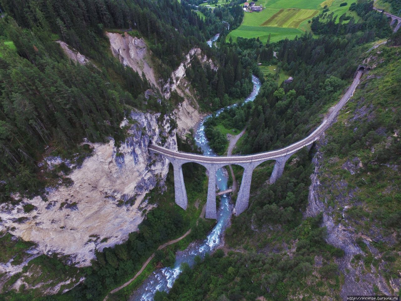Самый знаменитый железнодорожный мост Швейцарии