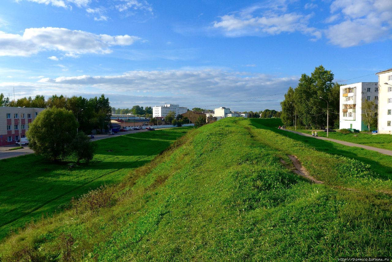 Земляные валы (Окольный Город) / Old town walls