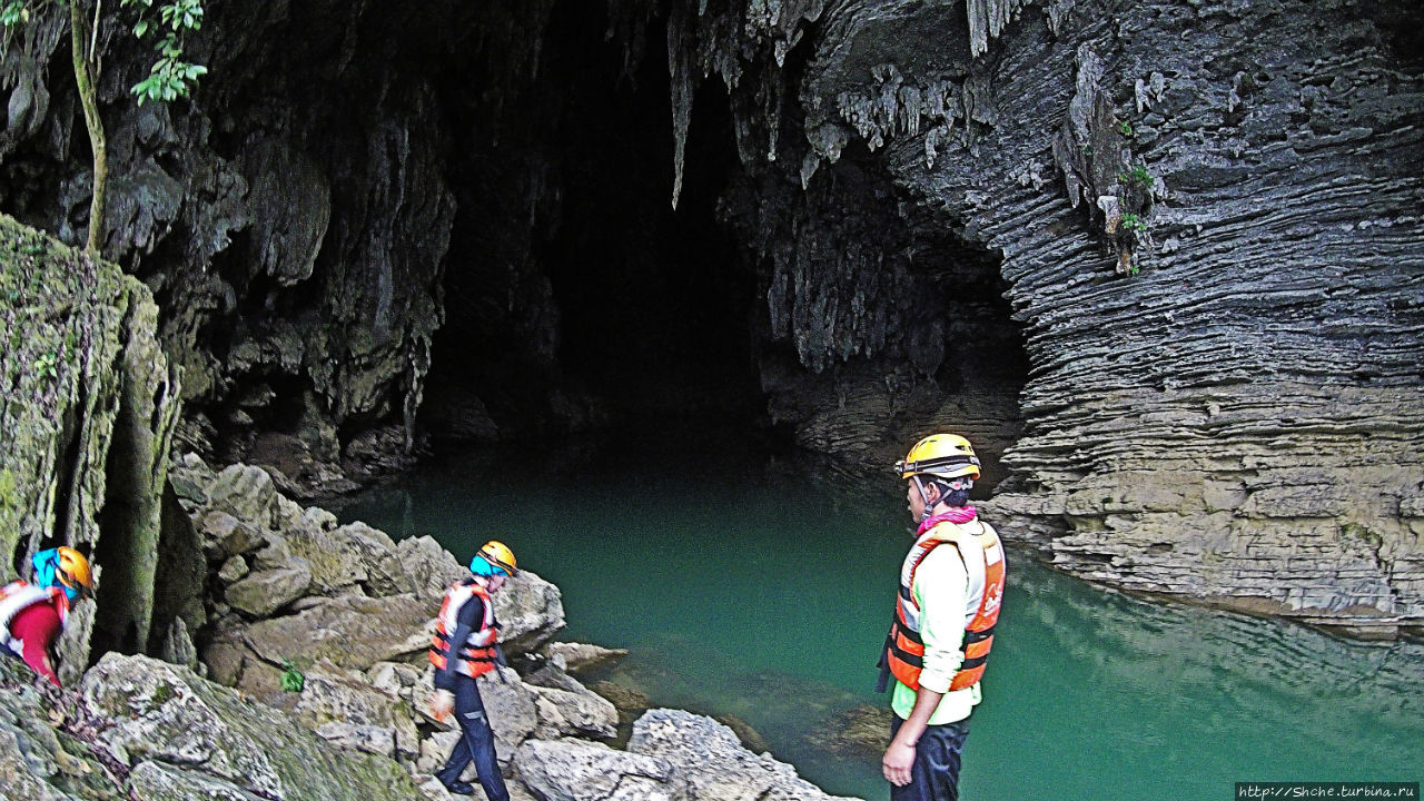 Полые скалы Вьетнама Ken Cave — по стопам National Geografic Фонгня-Кебанг Национальный Парк, Вьетнам