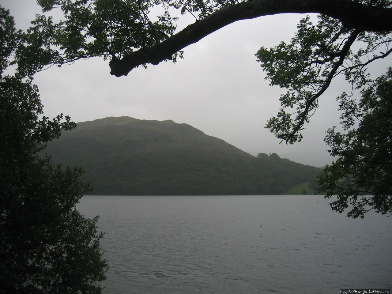Озеро  Ullswater Лейк-Дистрикт Национальный Парк, Великобритания