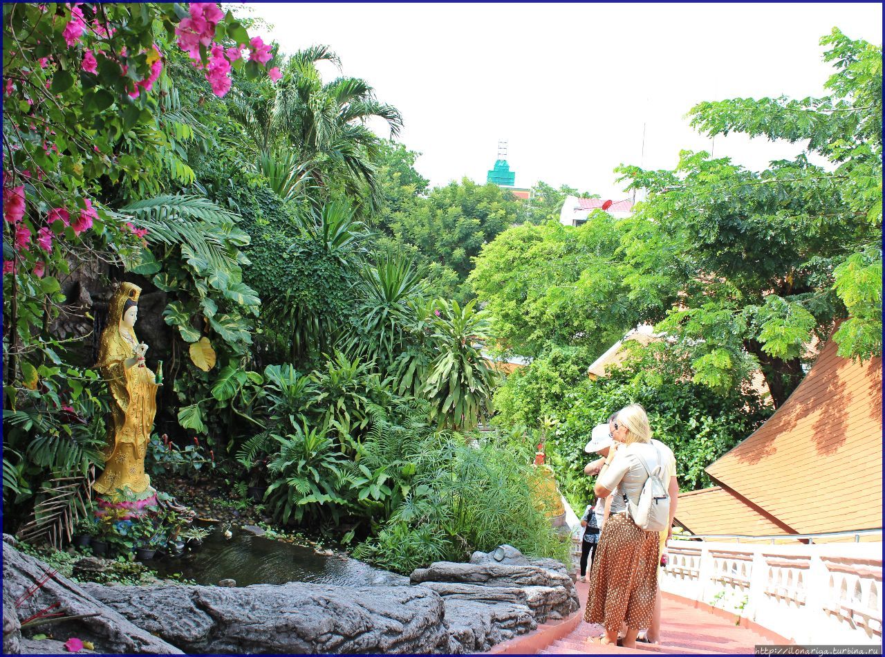 Ват Сакет. Замечательный храм на замечательной горе Бангкок, Таиланд