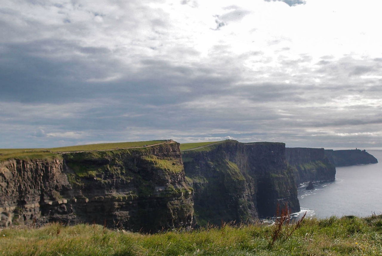Твои столпы — крутых отрогов склоны Утёсы Мохер, Ирландия