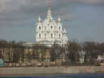 Вид на Смольный собор с Большеохтинского моста.
