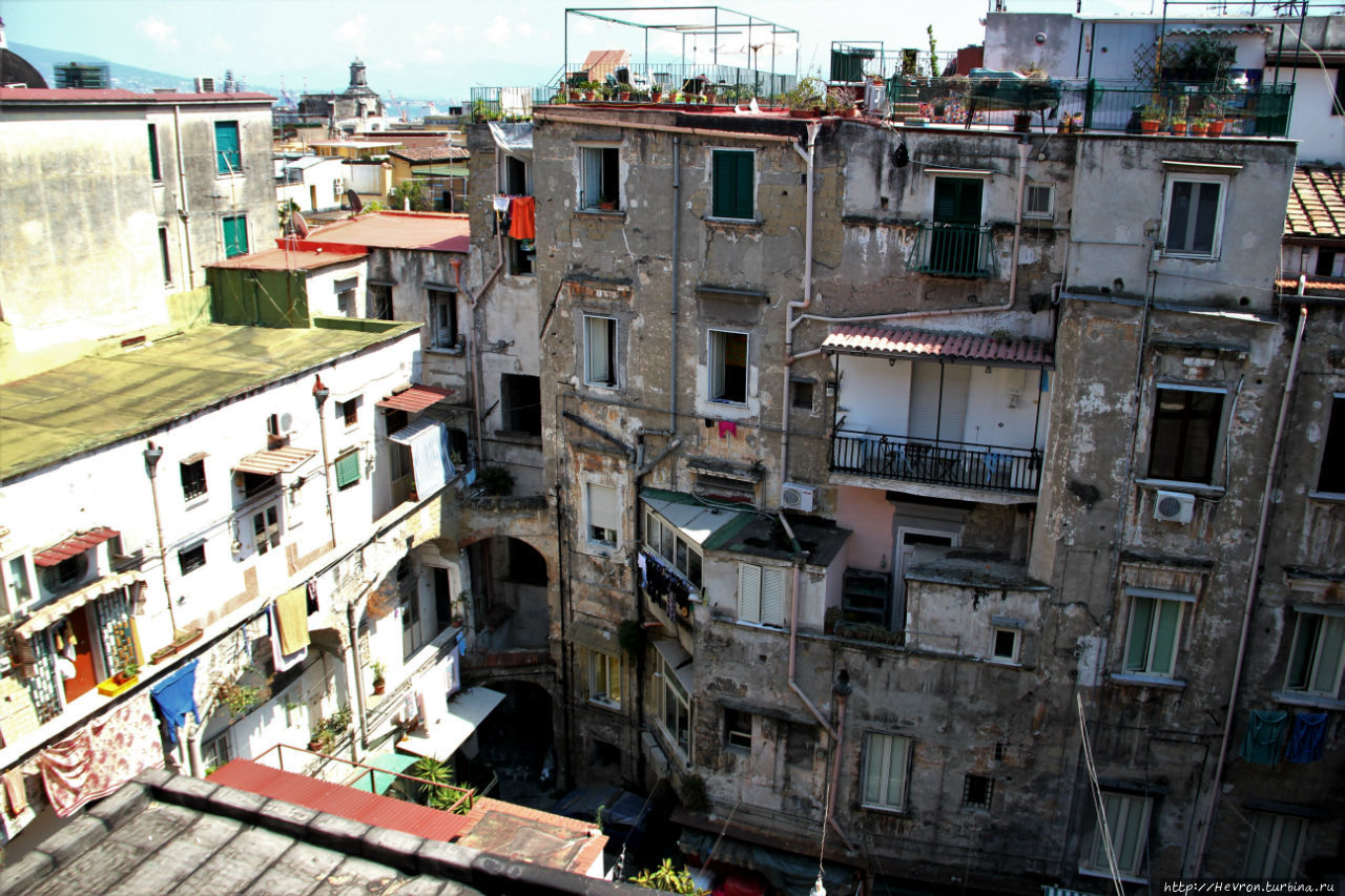 Многоликий Неаполь Неаполь, Италия