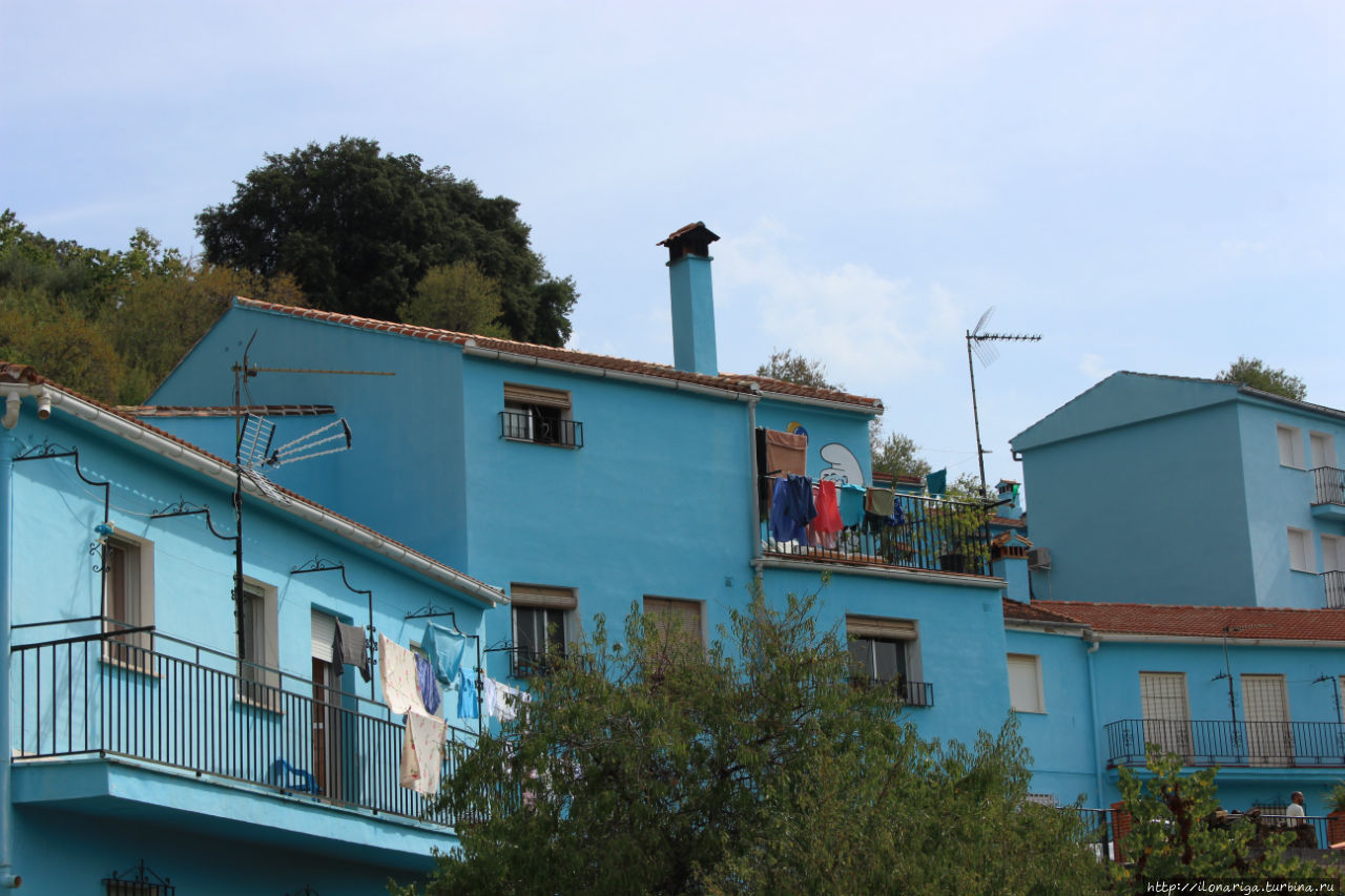 Голубая деревня Хускар Хускар, Испания