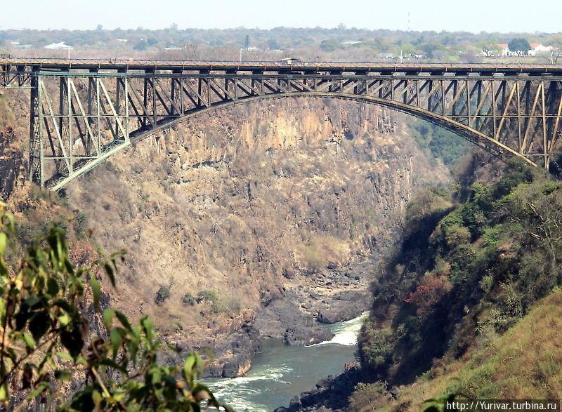 Мост-граница между Замбией и Зимбабве Ливингстон, Замбия