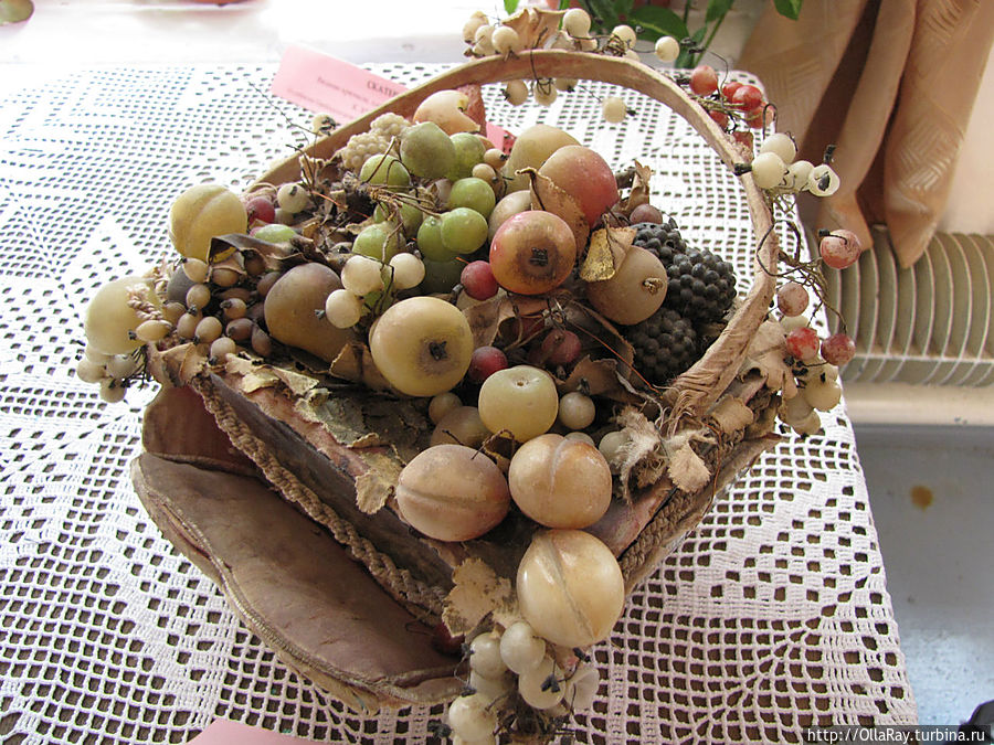 Предметы быта. Корзина декоративная Предметы быта. Корзина декоративная