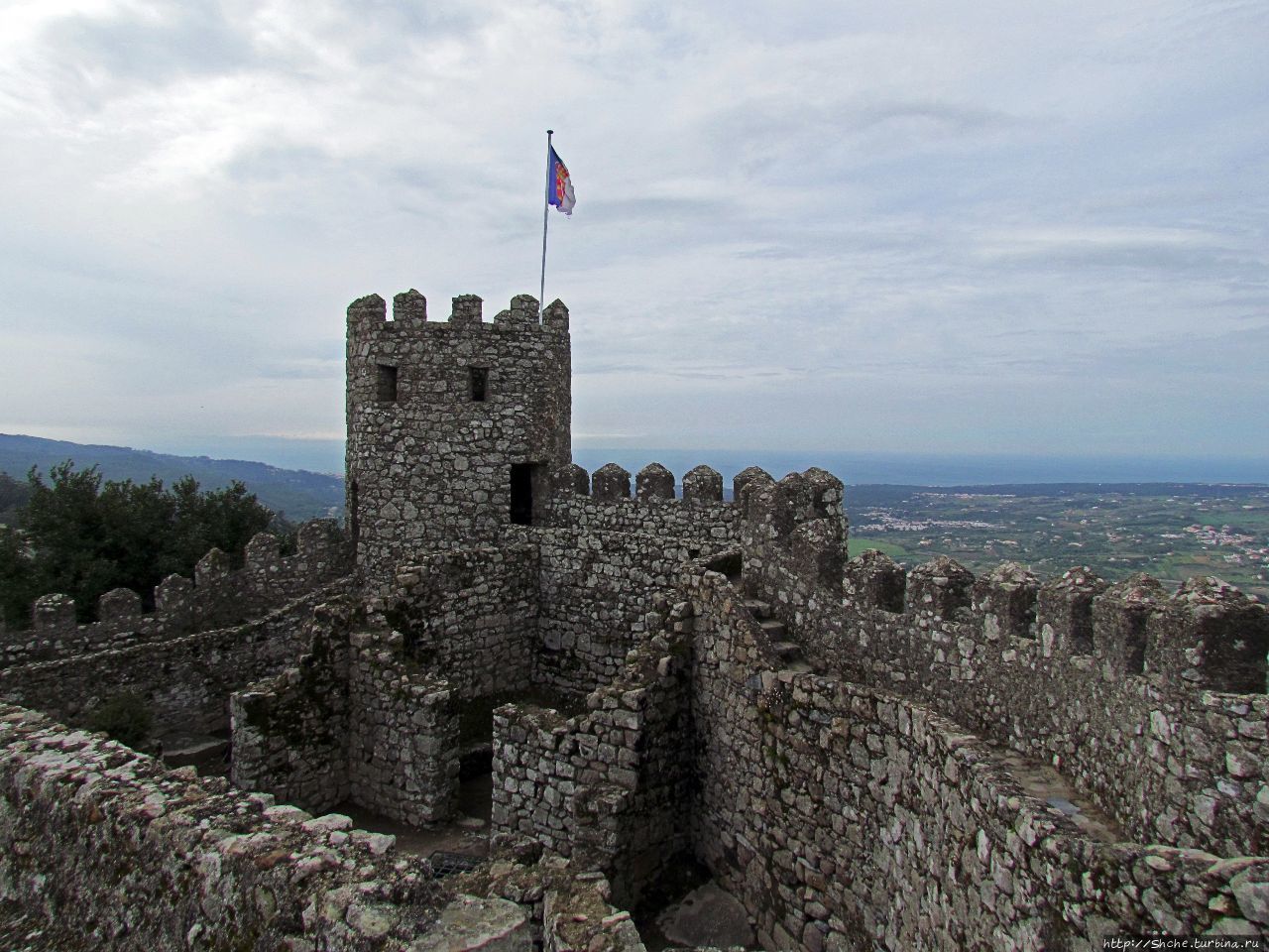 Мавританский замок в Синтре Синтра, Португалия