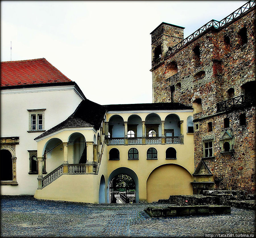 Замок Ракоци в Шарошпатаке