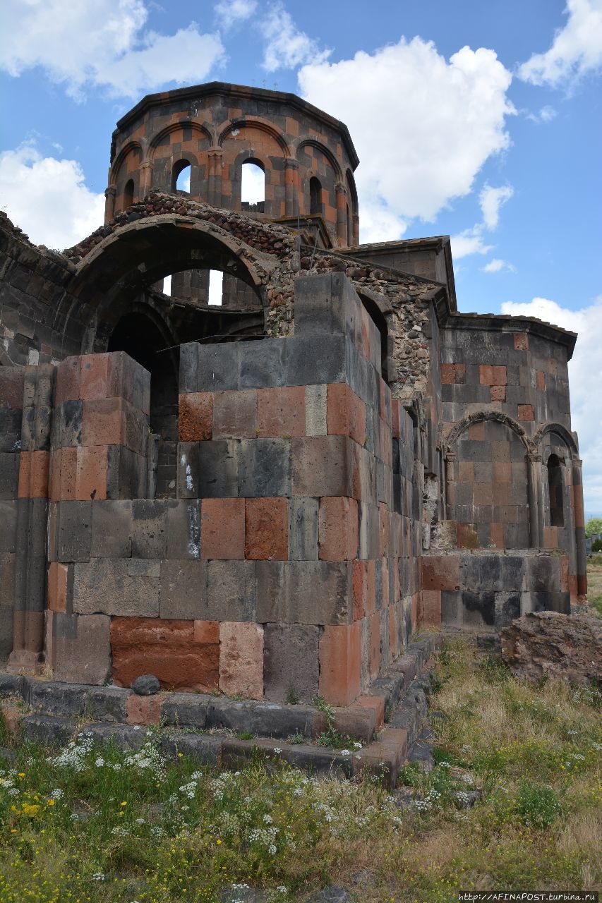 Талинский Святой Катогике — щемящая боль немого упрёка Талин, Армения