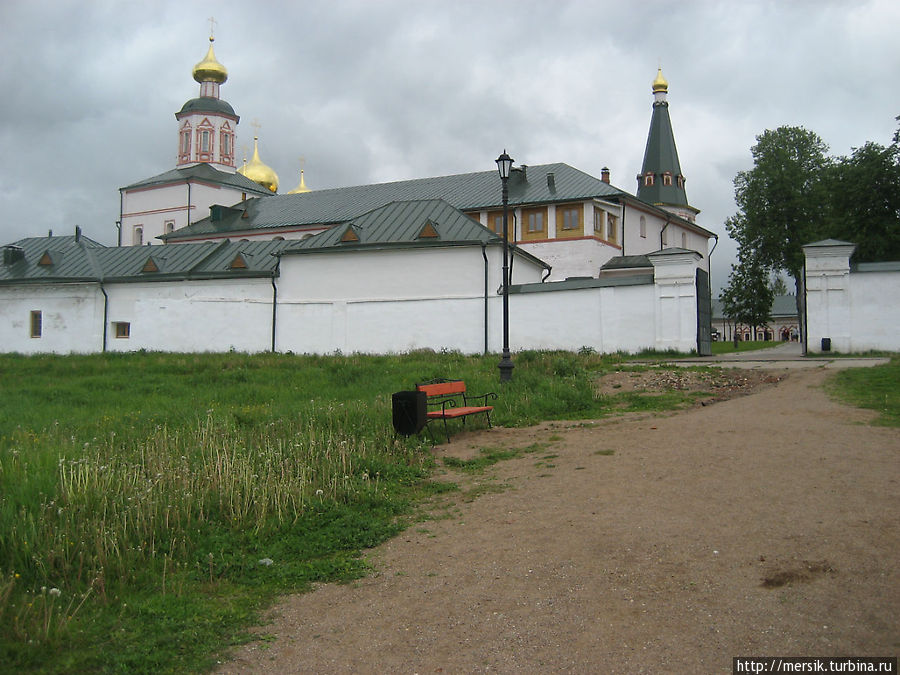 Валдайское озеро. Иверский монастырь Валдай, Россия