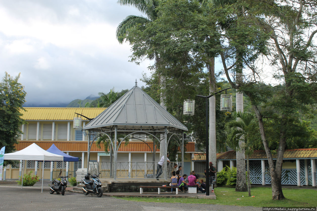 Три истории города Три истории города